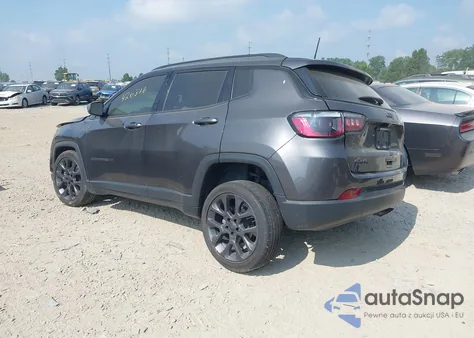 2021 Jeep Compass 80Th Anniversary 4X4 из США, поврежденный, VIN 3C4NJDEB3MT570457